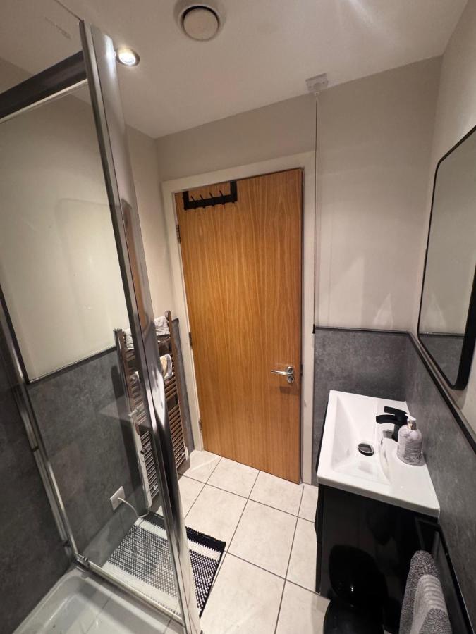 Cosy Private Room with private Bathroom - Your Perfect Gateway! - 3