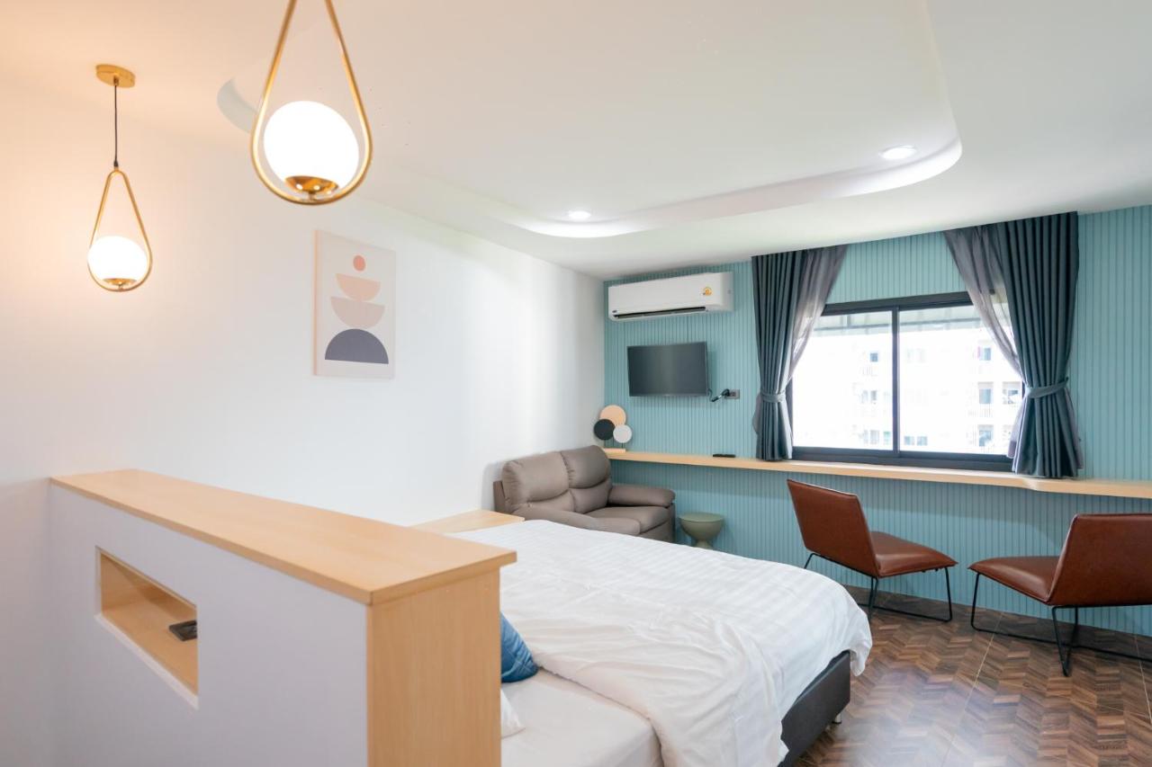 Phunaya Phuket Oldtown Hotel - 5