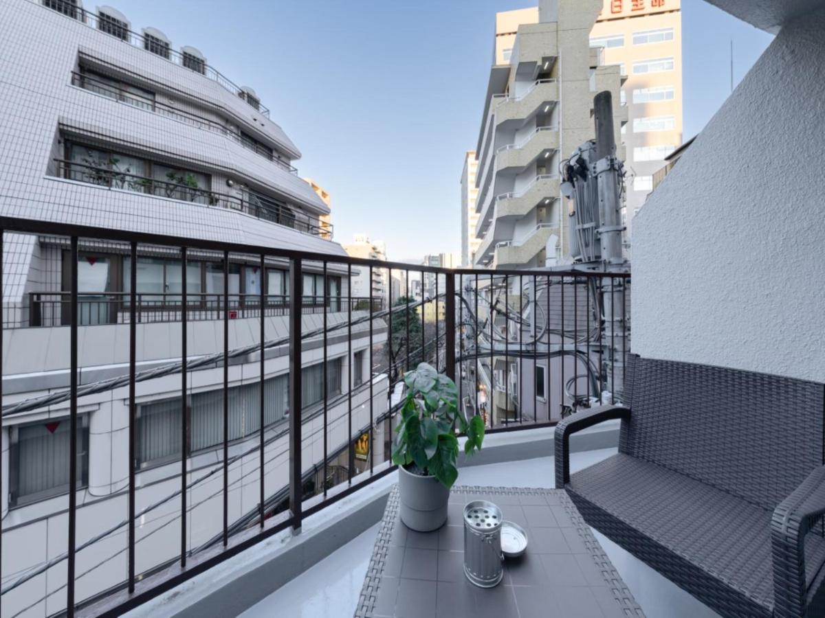 Shibuya Area ,Ebisu 3min walk,Harajuku 2min,Queen Bed,Switch,Free Wi-Fi , PocketWi-Fi - 3