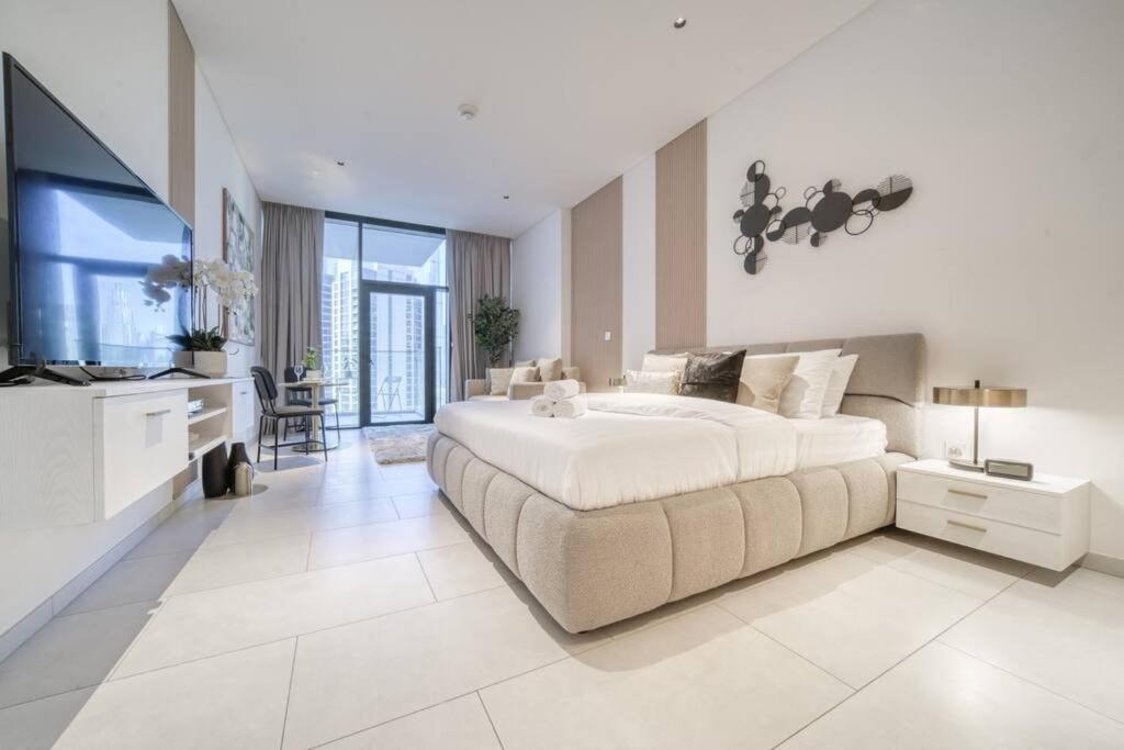 Stunning Studio in Business Bay - 2