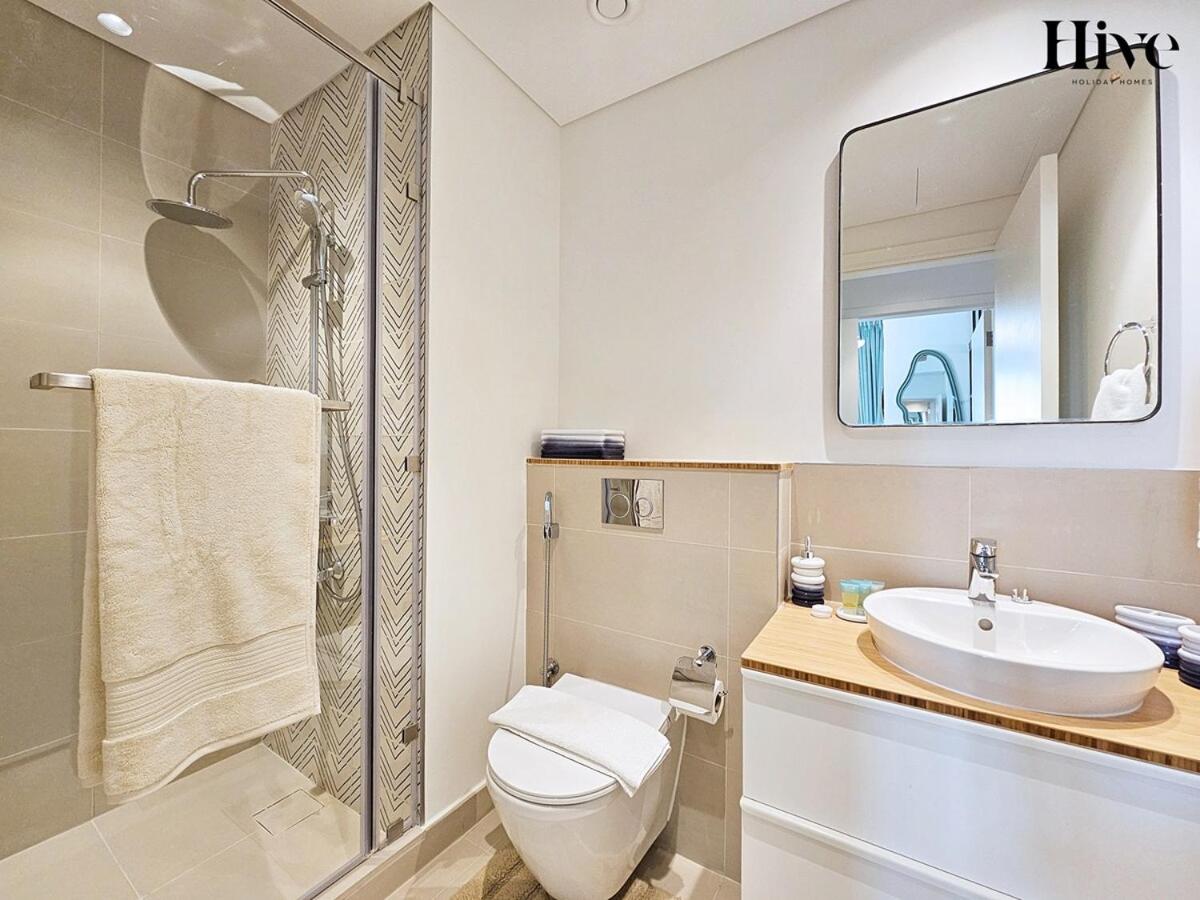 Stunning 1 Bed in Dubai Hills - 3