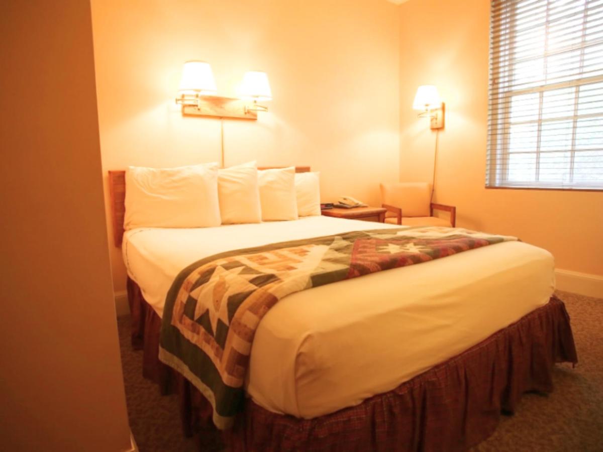 Canyon Inn — photo 2