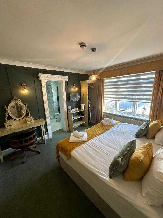The Cambridge Guest House by Tas - 4