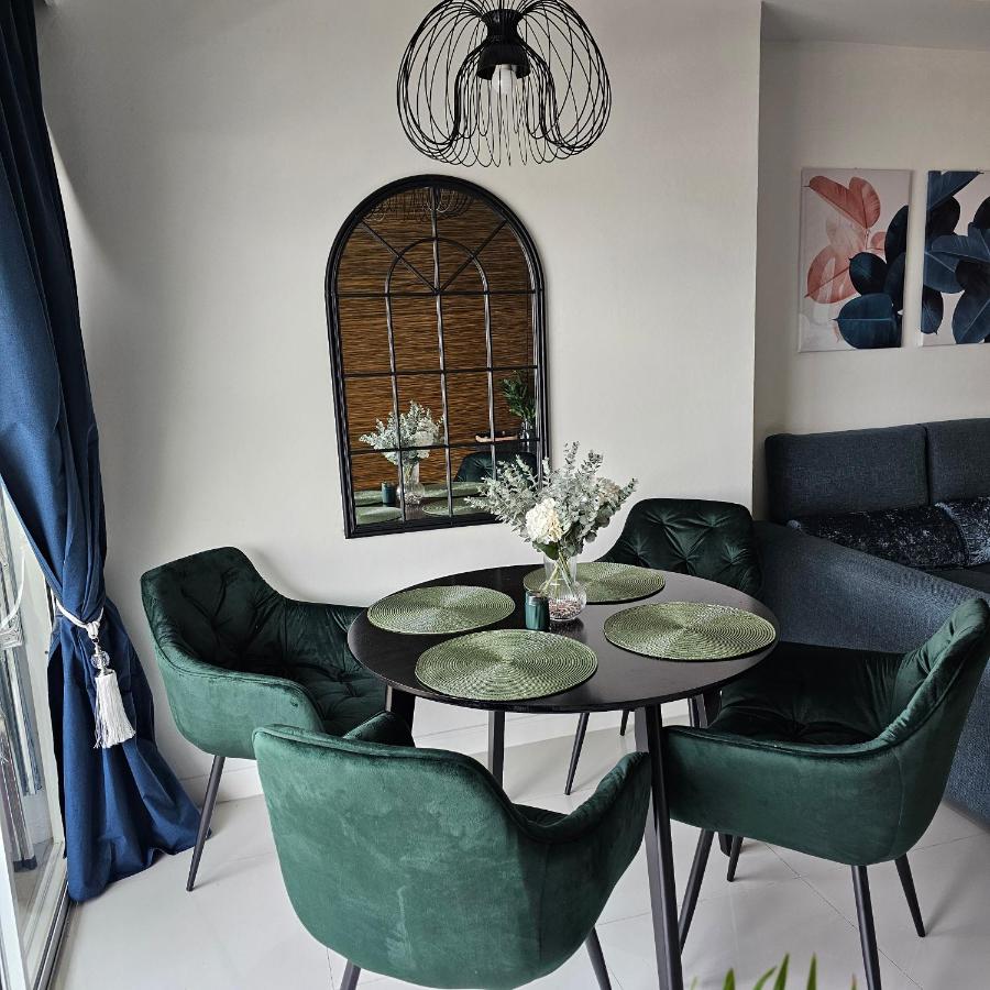 Patong Tower Apartment Family Room Sea View 6 Floor - 5