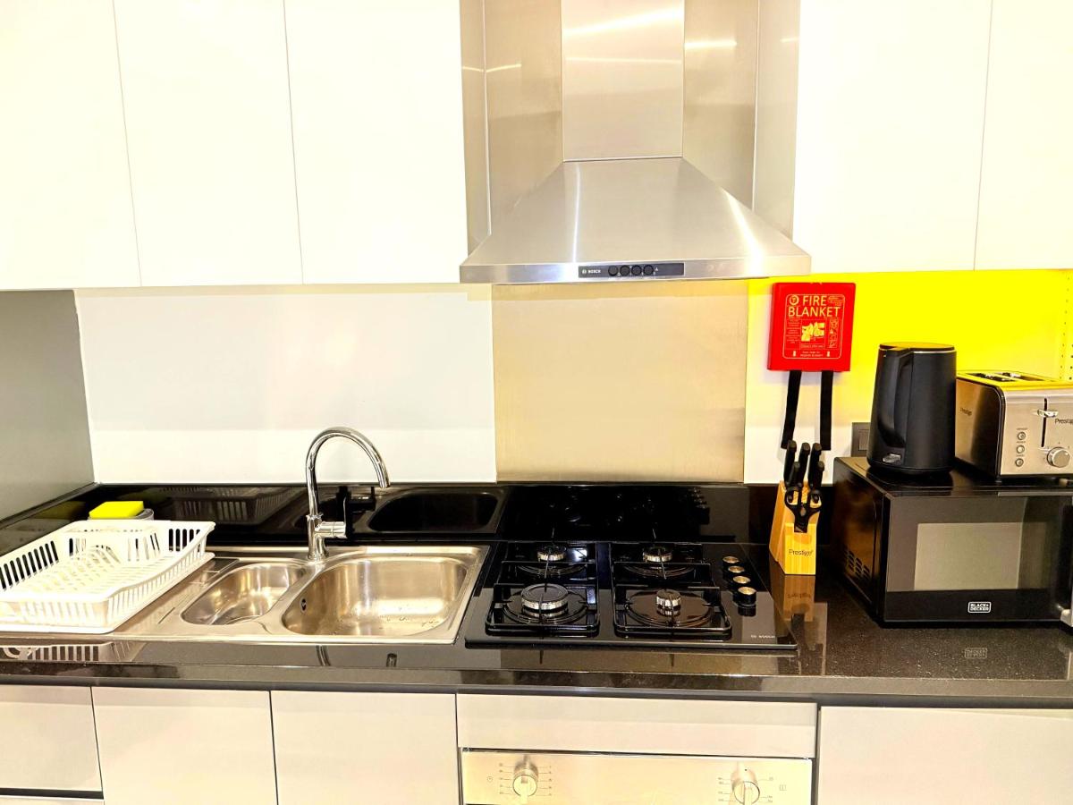 Bellaviu Holiday Homes- Escape the Buzz-Your Quiet Spot in DAMAC Prive - 5