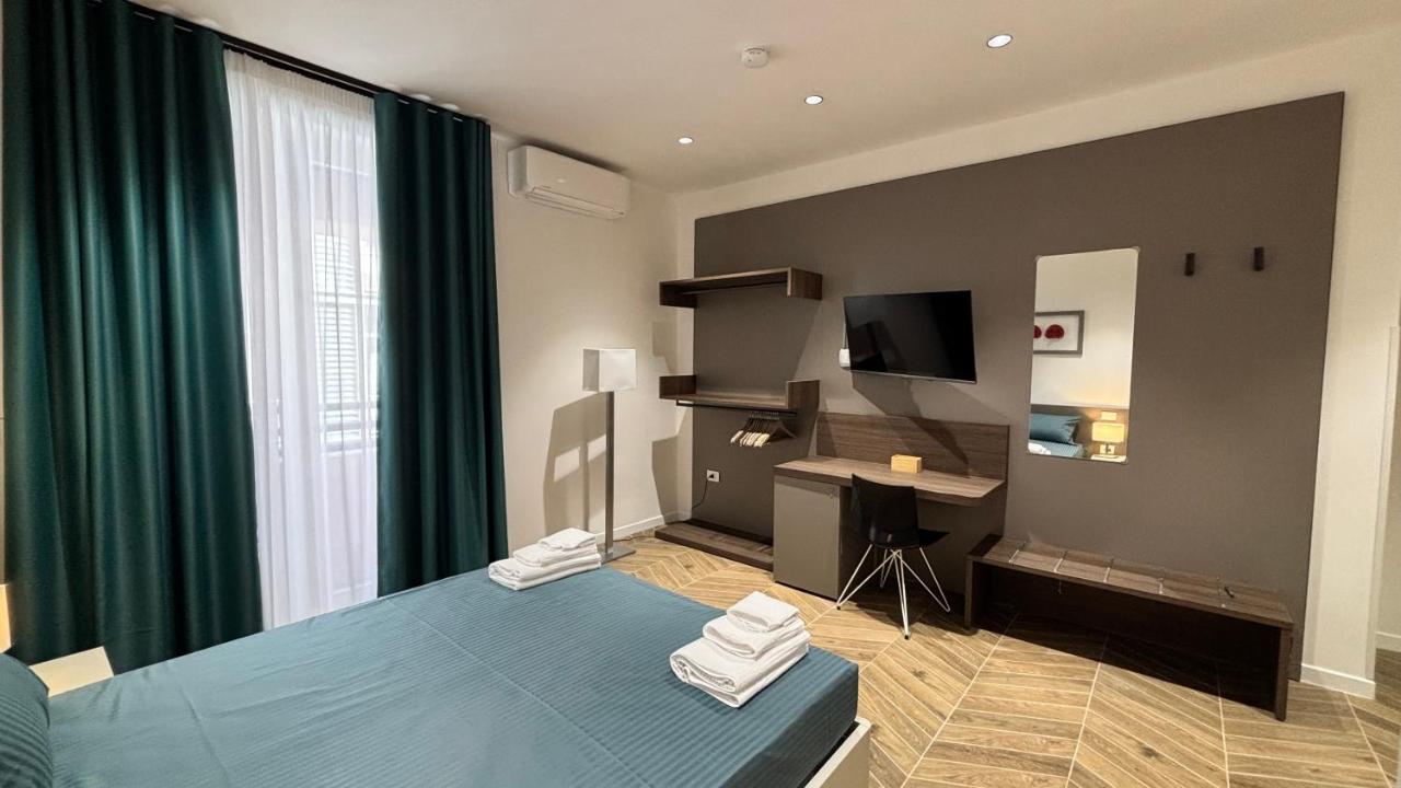 Seaside Suites - 5