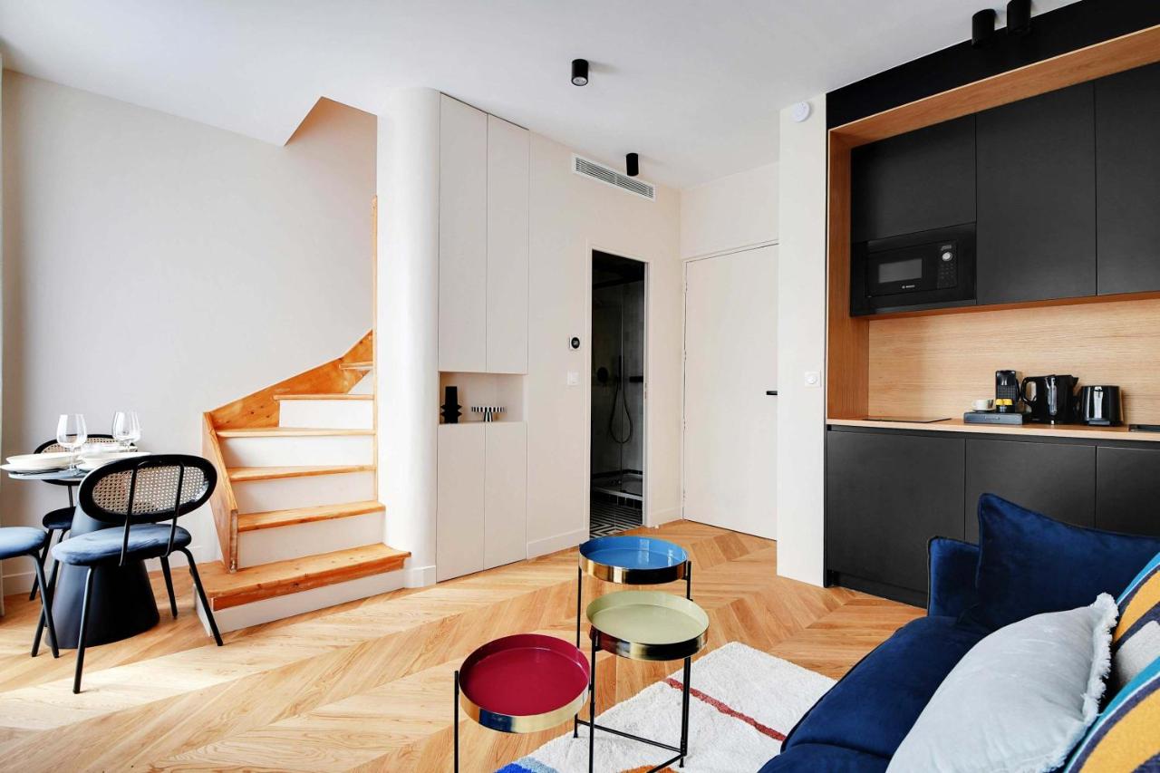 Lovely Parisian Apartment Near the Eiffel Tower - 4