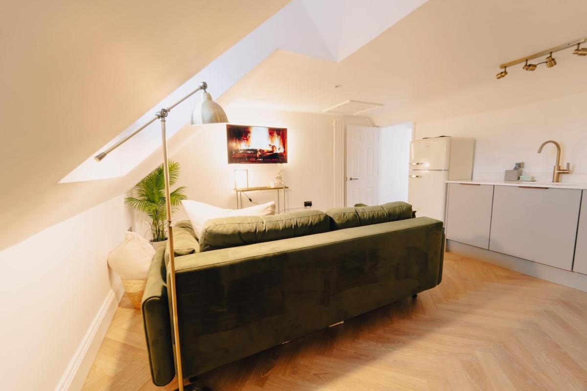 Elegant Hideaway City Centre,1 Bed Flat, 3rd Floor - 4