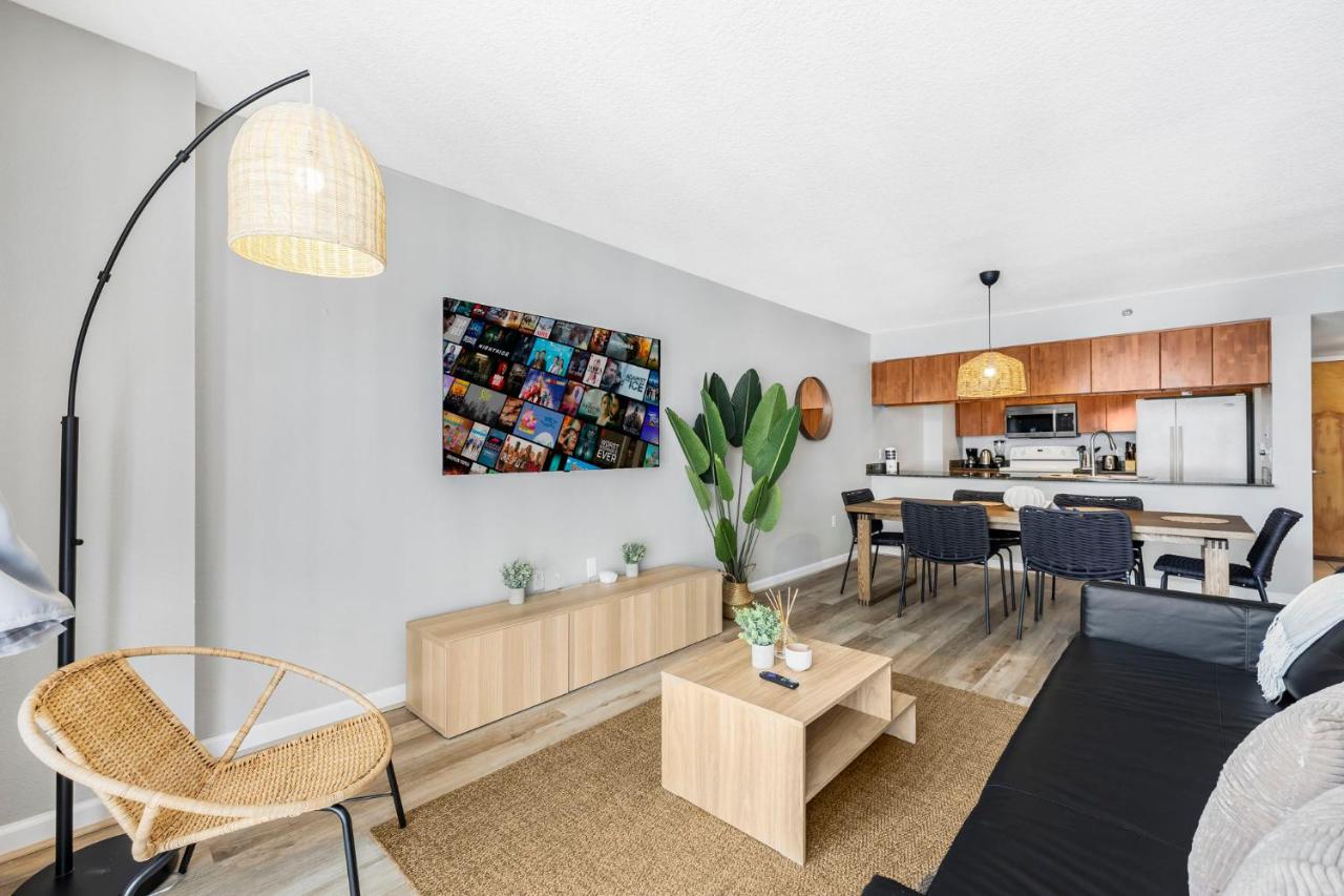 Enjoy of Beautiful City Views From This Condo - 5