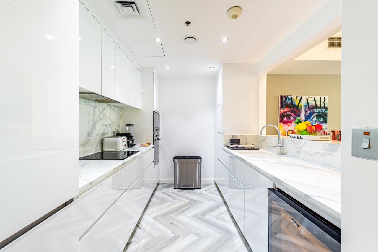 Serene 2BR Escape - Al Majara - Waterfront Stay - 4