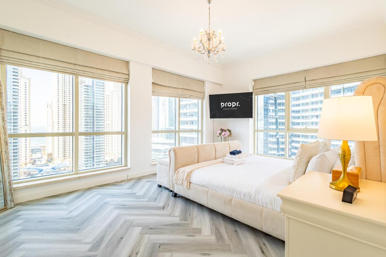 Serene 2BR Escape - Al Majara - Waterfront Stay - 2