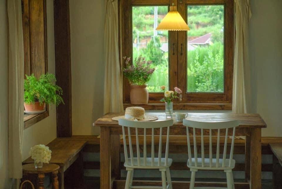 "Olive Cottage Bảo Lộc với phong cách nhà gỗ Bắc Âu độc đáo"