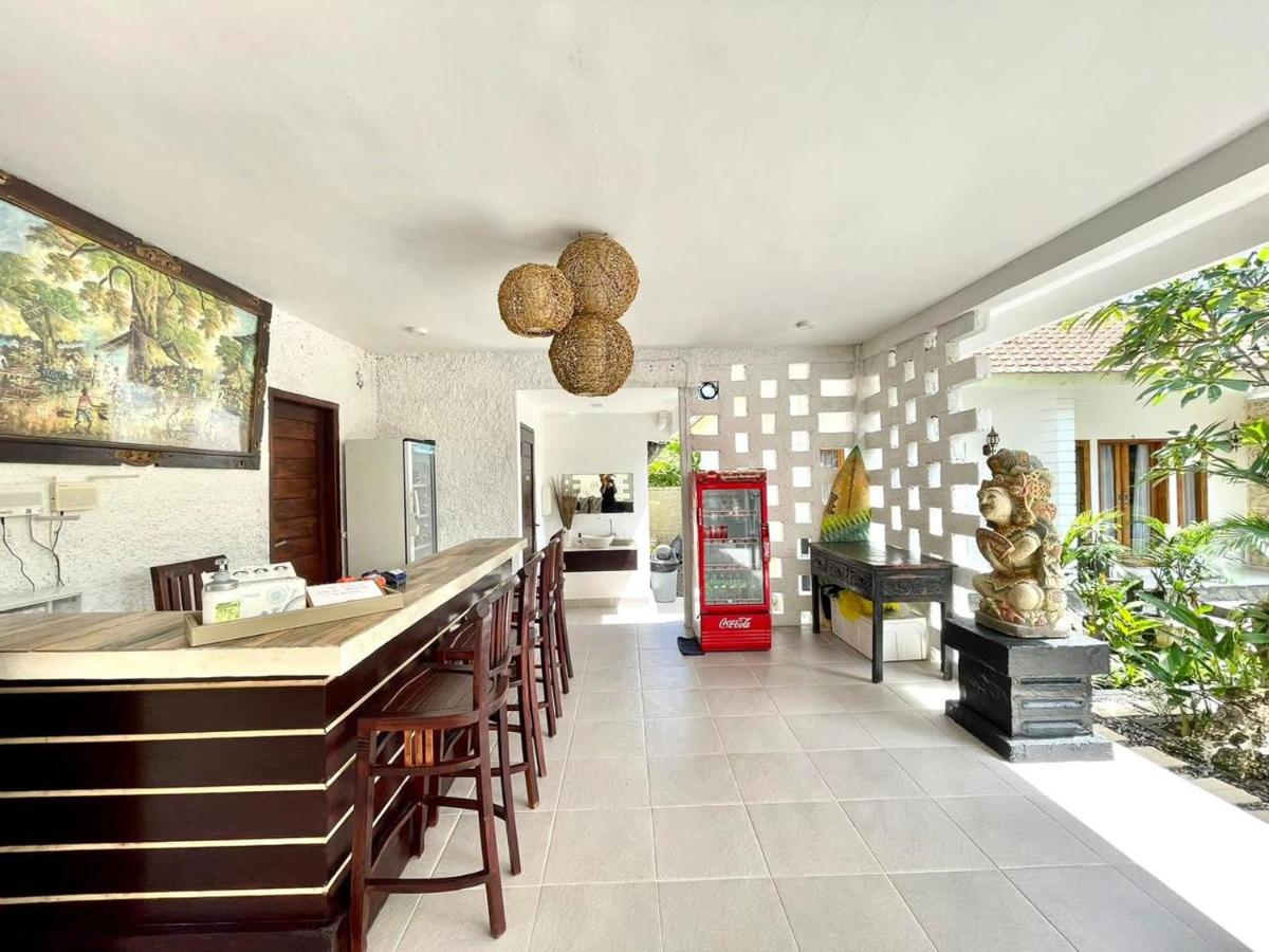 Adi Abian Uluwatu by Tanya Pink - 5