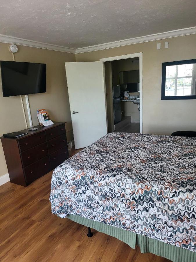 Gulfstream Motor Inn — photo 9