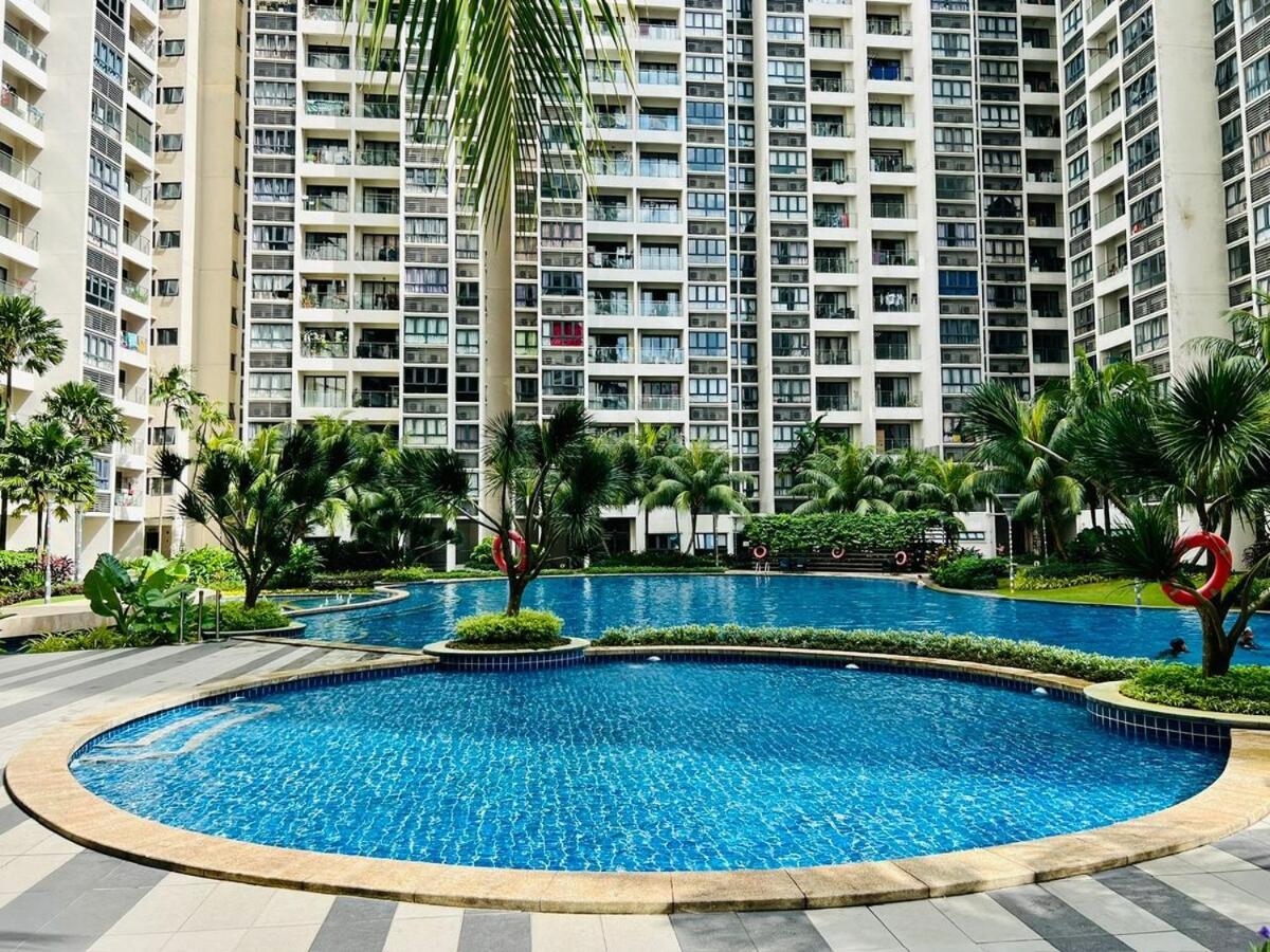 Amberside JB City View 3BR3B 10pax Top Floor at JB Central - 4