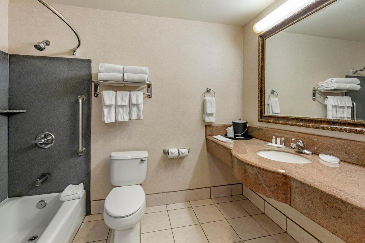Citrus Suites Redlands Loma Linda Hotel — photo 3