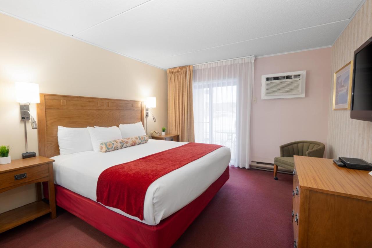 Fireside Inn & Suites — photo 6
