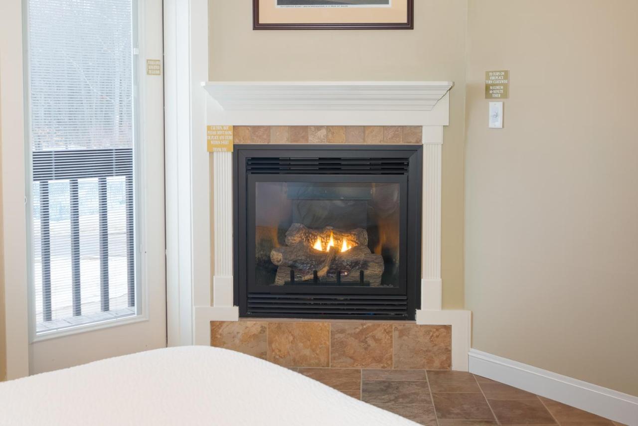 Fireside Inn & Suites — photo 24