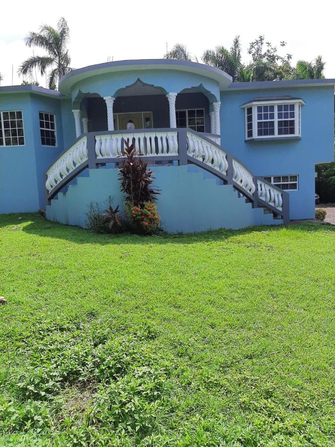 Aujahba Island Getaway - 3