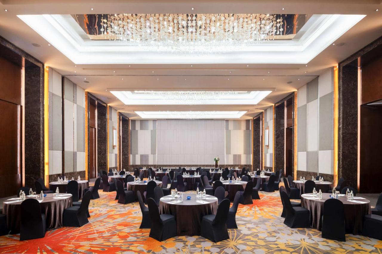 Radisson Blu Plaza Bangkok - 4