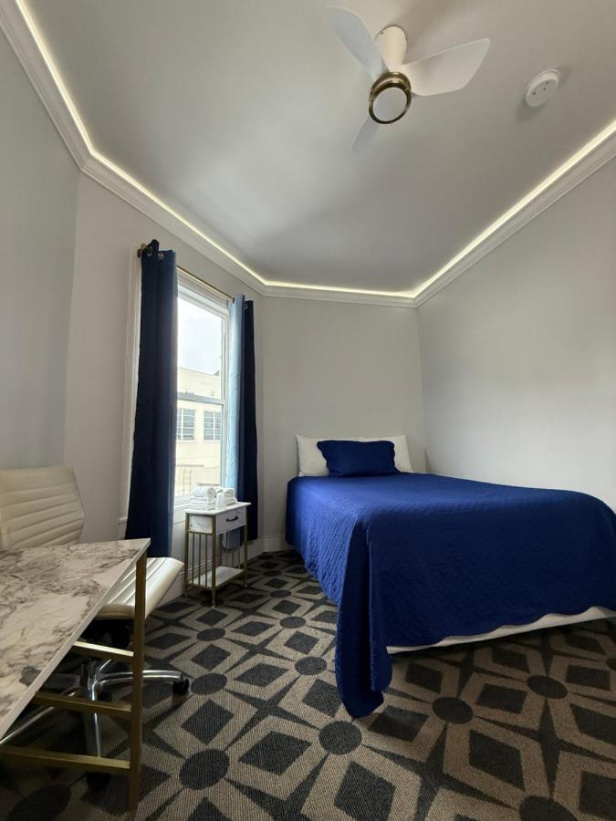 Twin Peaks Hotel — photo 6