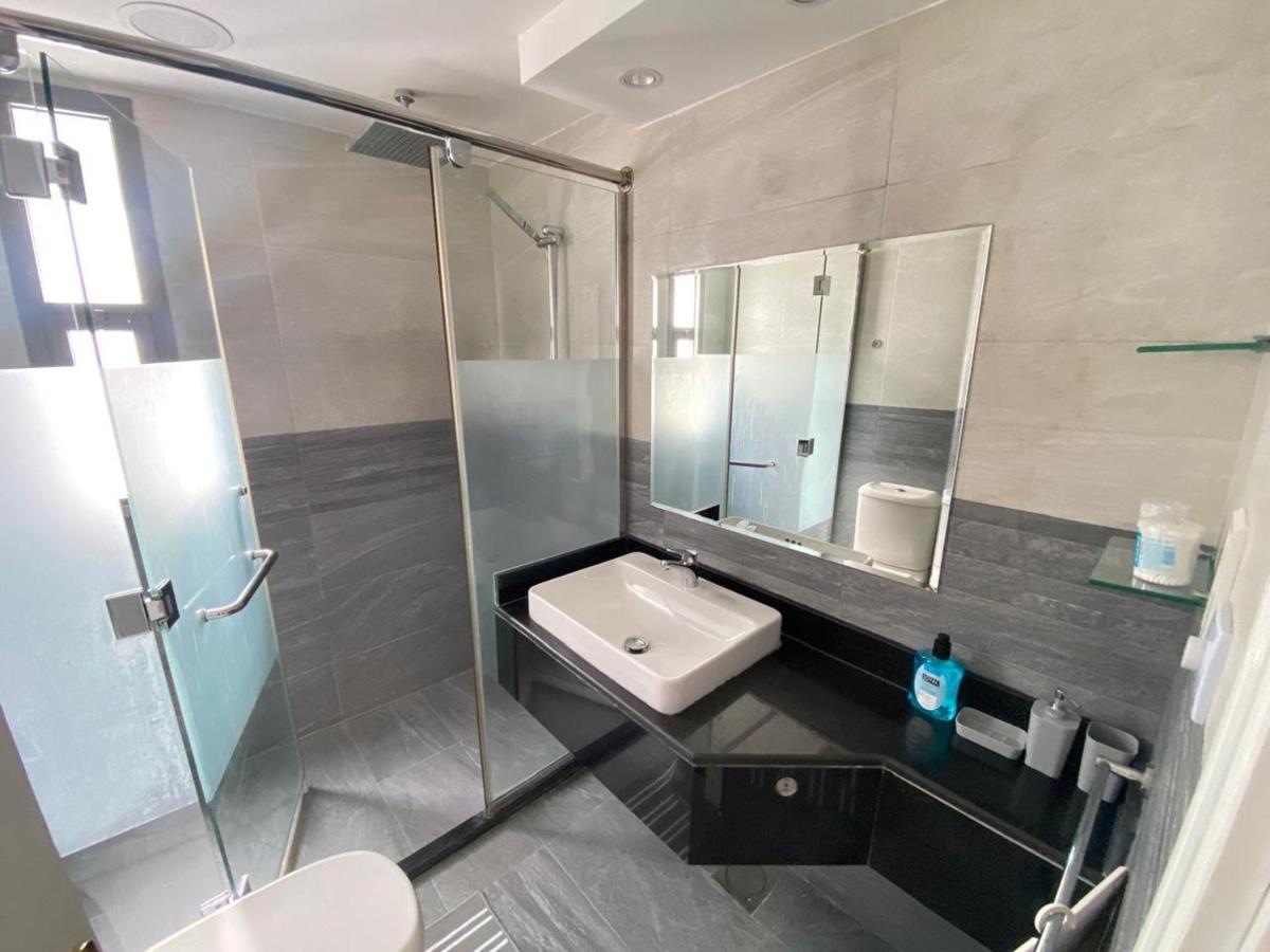 Dinar - villa master bedroom - 3