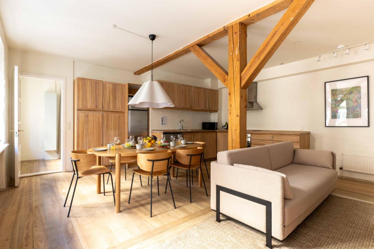 Cozy and Contemporary Ground Floor Retreat