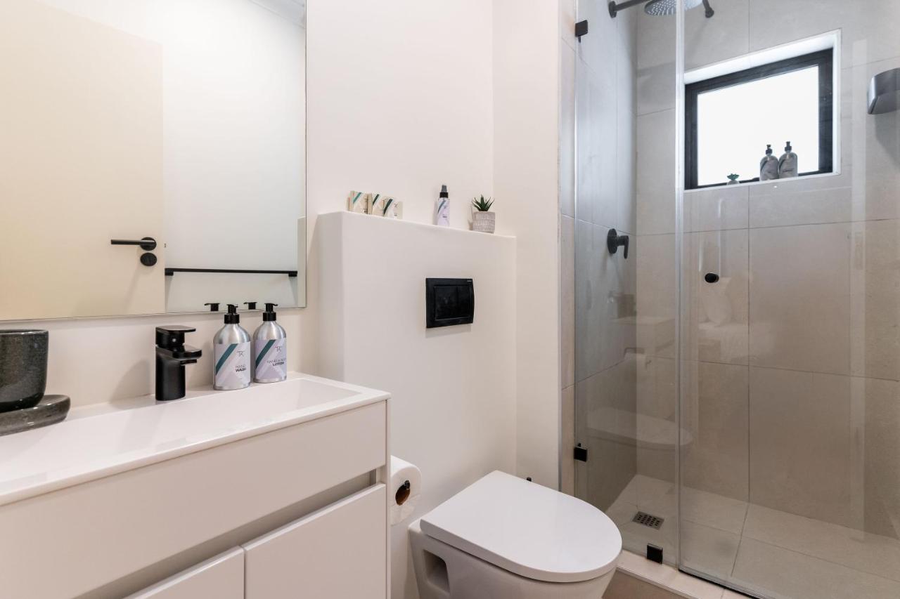 Jade Views Sea Point - Studio, pvt balcony, views - 2