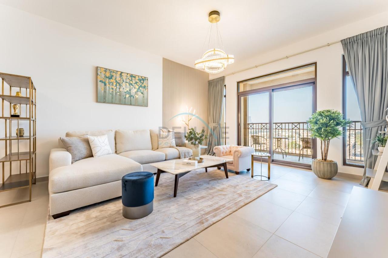 2BR with Balcony, Exclusive Amenities and Steps from Iconic Landmarks, Madinat Jumeirah Living Rahaal 2, Jumeirah