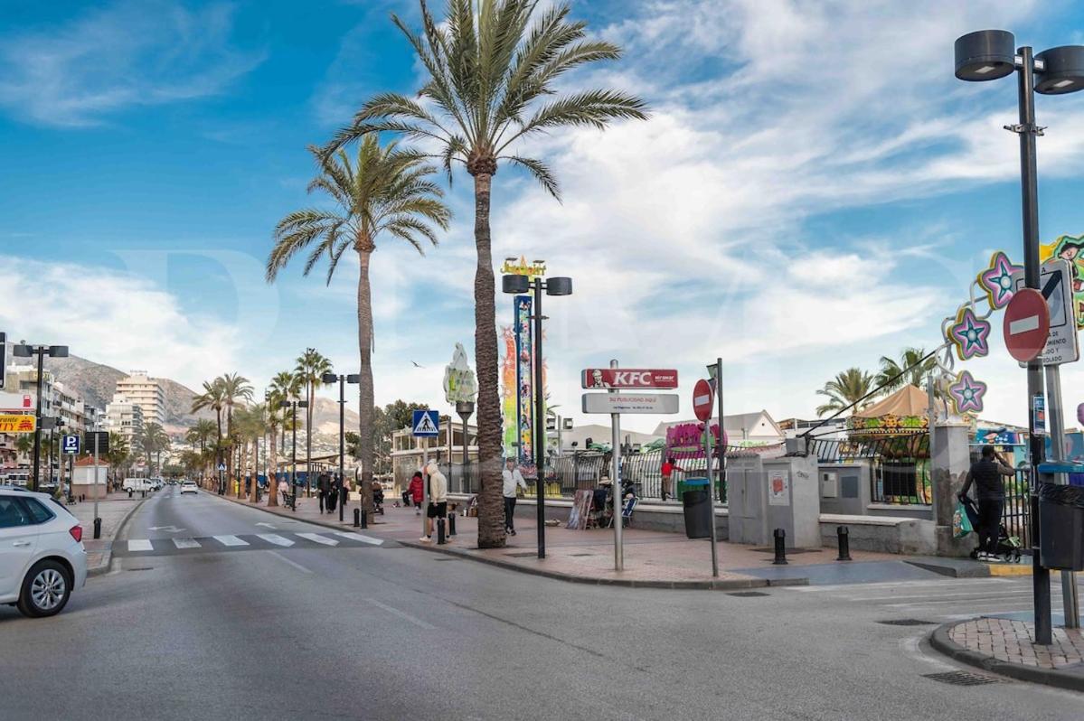 Central retreat with balcony, steps to beach REMS - 4