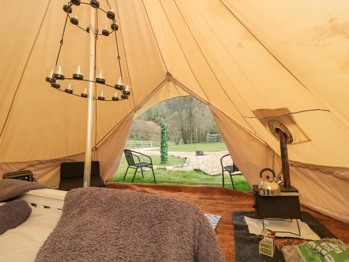 Bell tent 2 - 2
