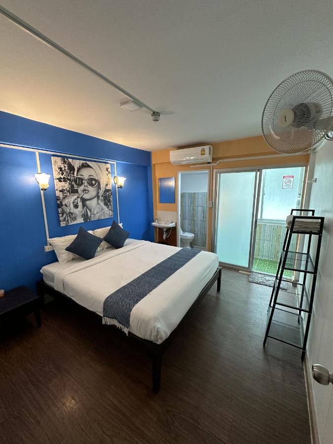 Revolution Khao San by The Bliss - 2