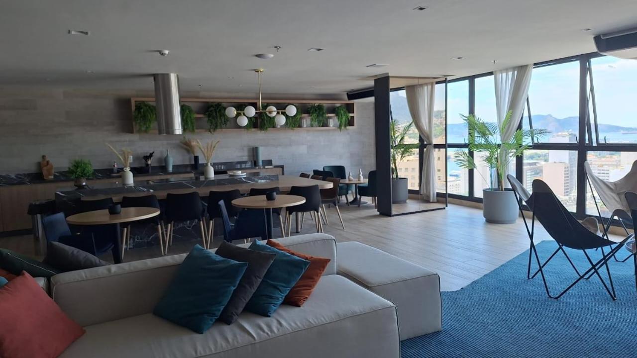 Skylux 906 - Studio - 4