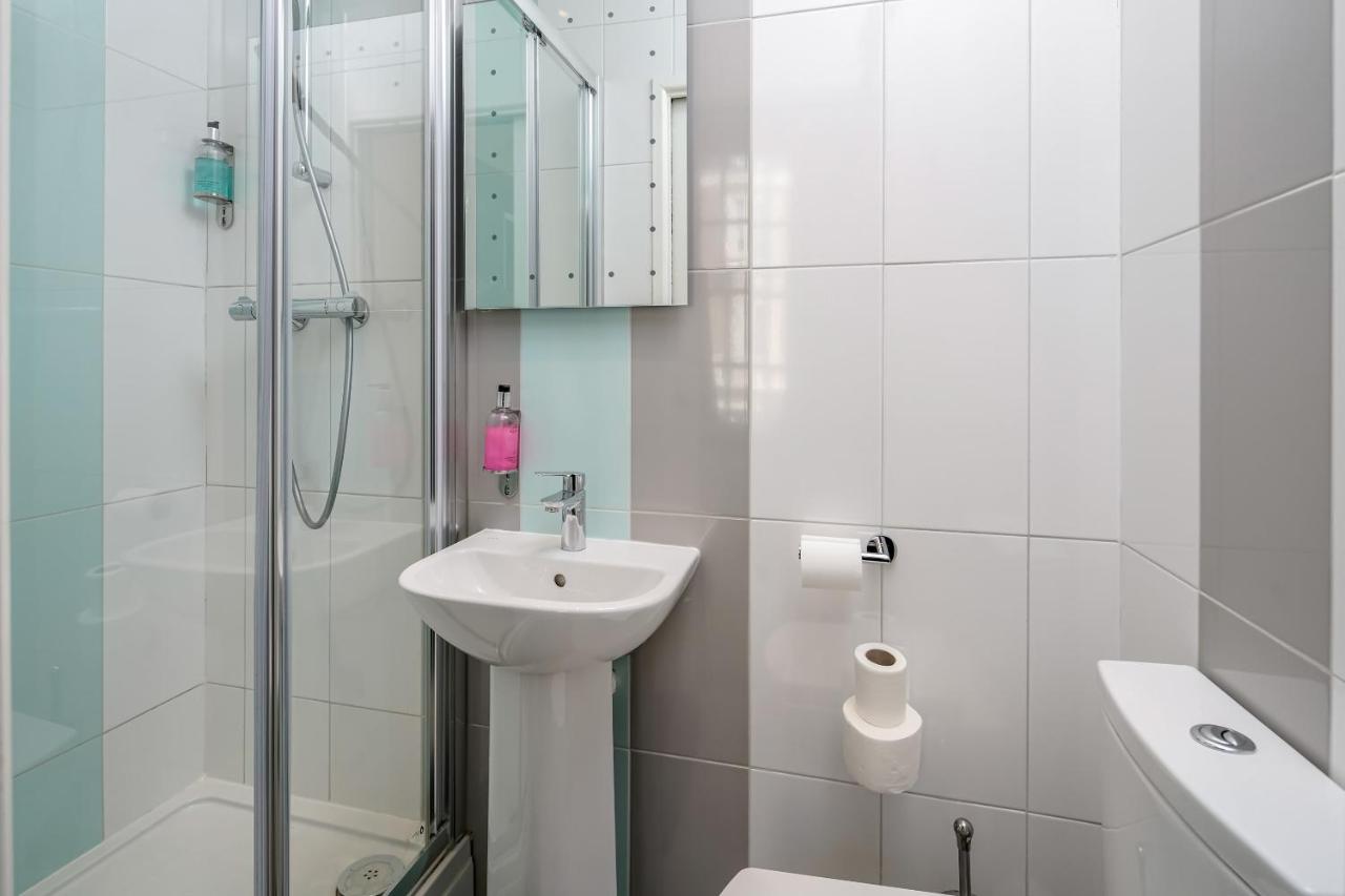 OYO Bakers Hotel London Victoria - 3