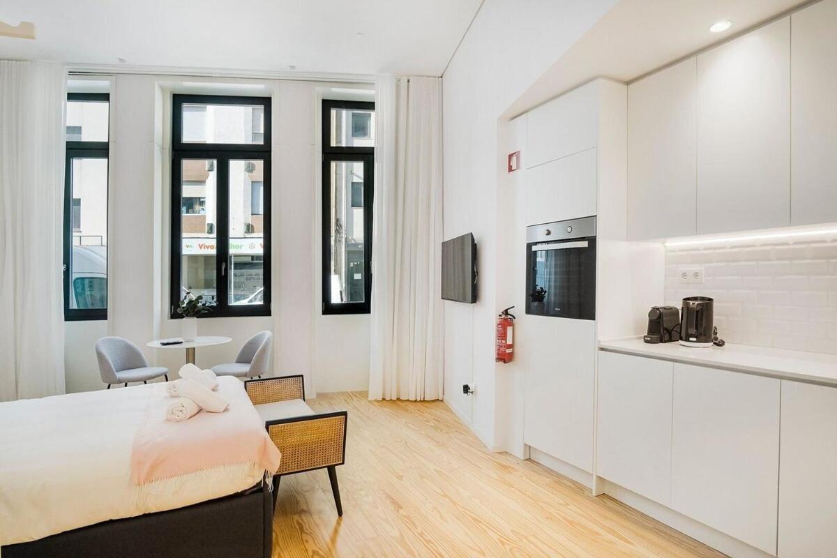 Modern Studio in Porto Center, Ideal City Base - 4
