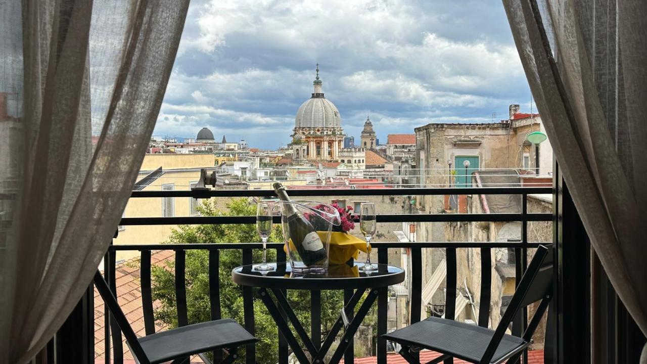 IL Balcone su Napoli Antica