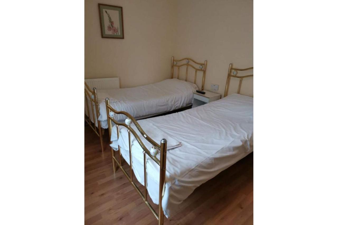 Standart İki Yataklı Oda - Ortak Banyo
