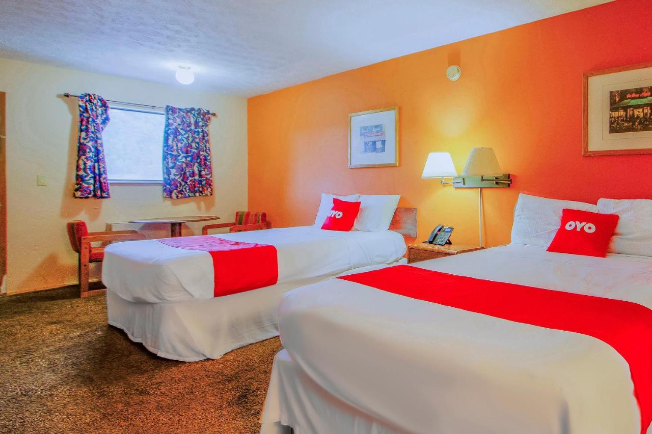 Chapmanville inn — photo 24