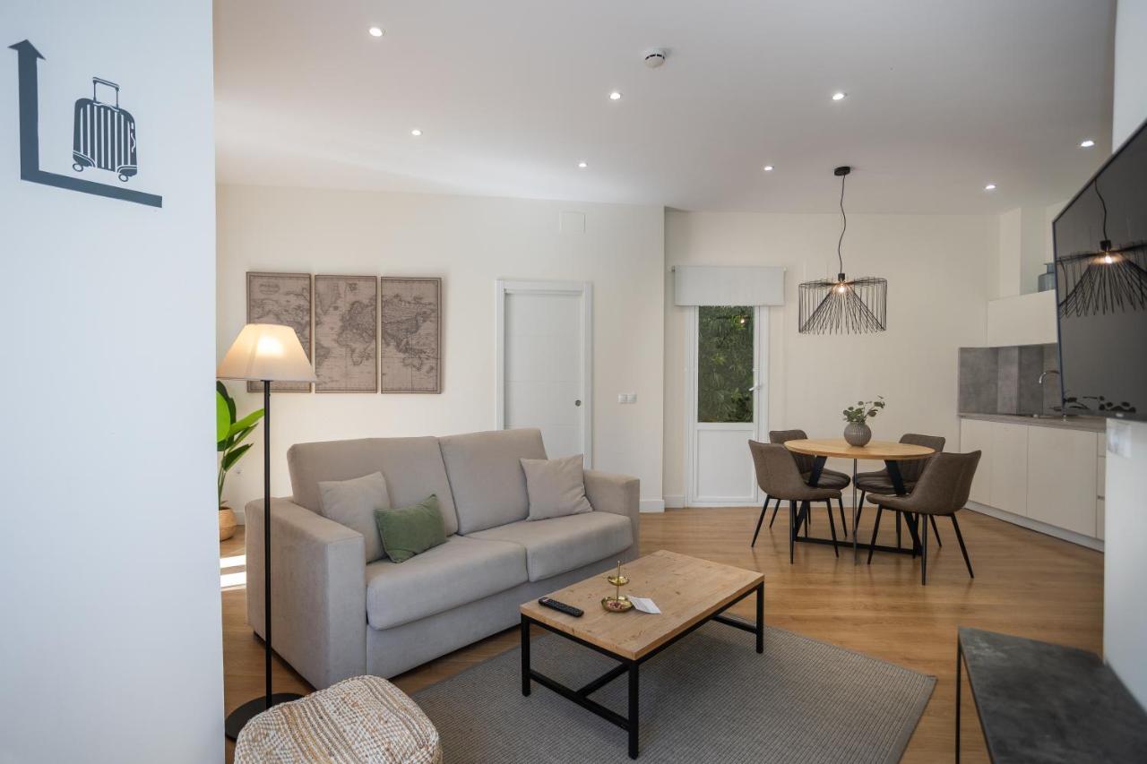 Chinitas Santos Apartments - 4