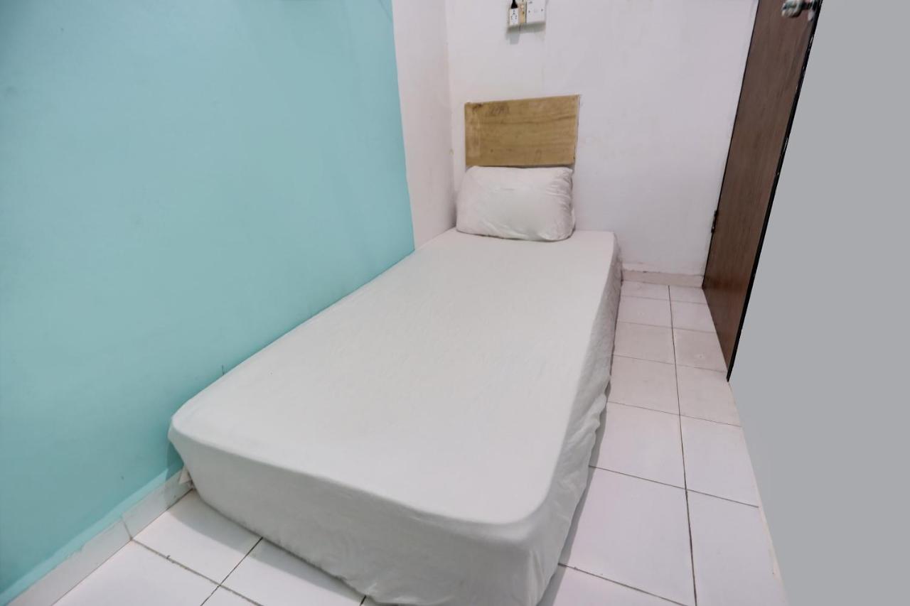 Hotel O Solo Baru Homestay Syariah - 2