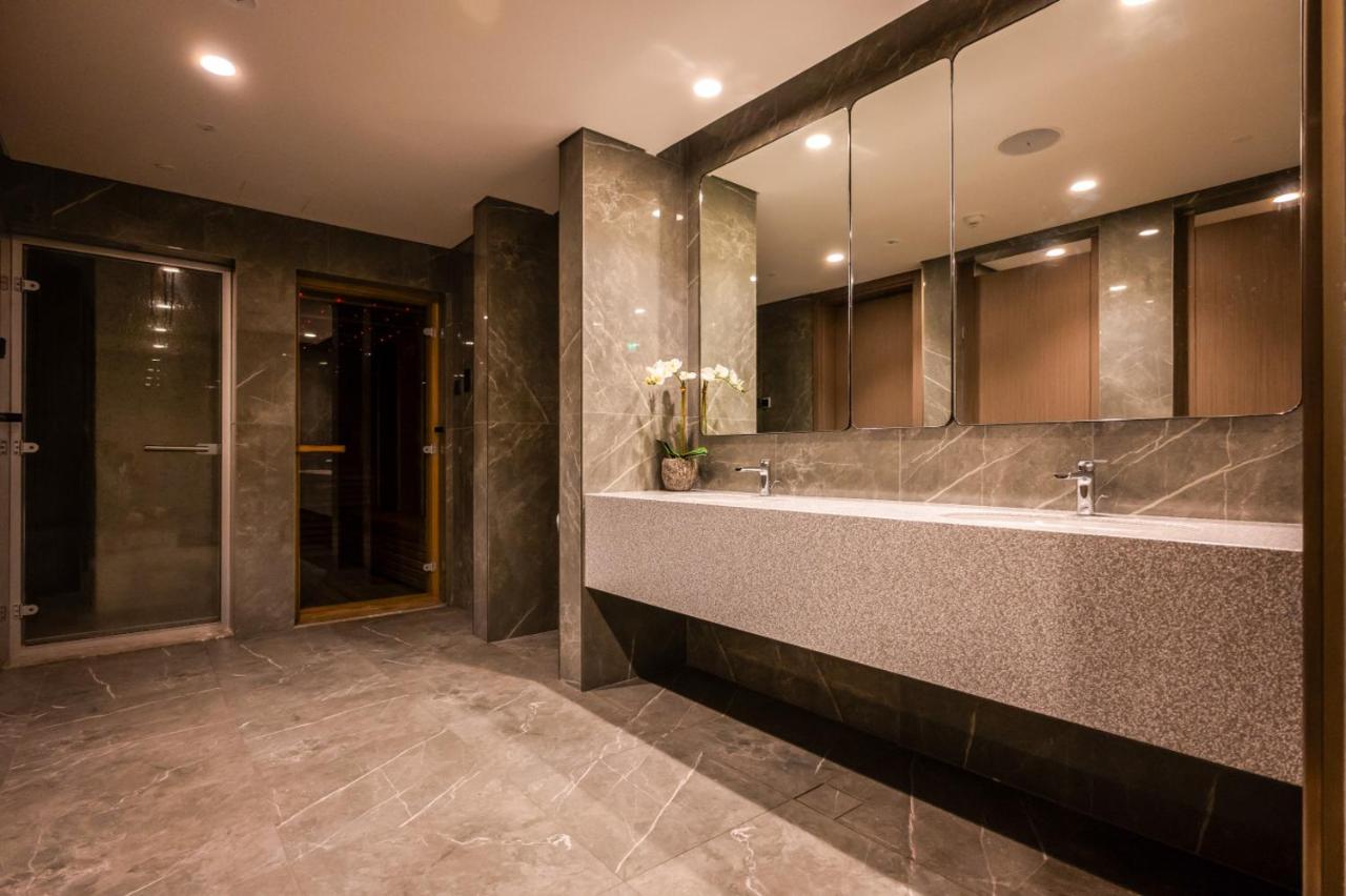 New Build Luxury with Burj View at Peninsula 5, Business Bay - 3