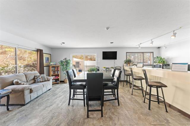 Paugus Bay Condominium Association — photo 4