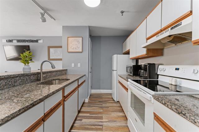 Paugus Bay Condominium Association — photo 3