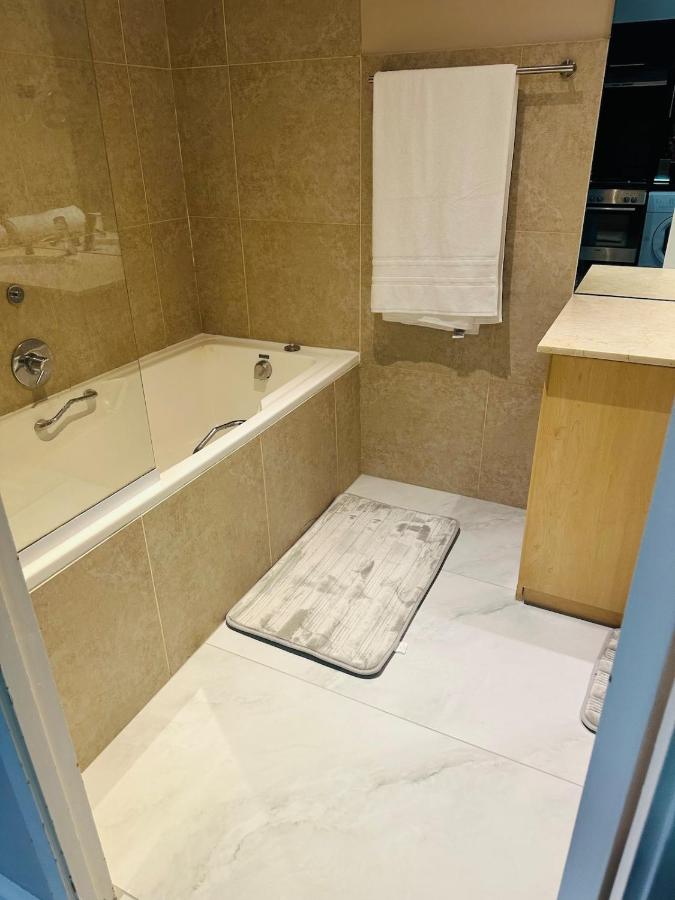 Six Fountains Hotel Private Apartment Suite - 3