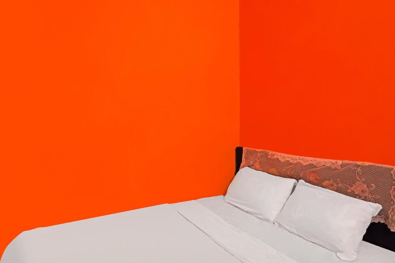 Hotel O Penginapan ReniNearMall Nagoya Hill - 4