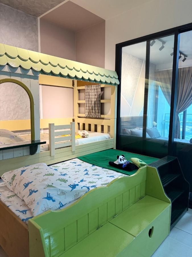 Almas Suites, Puteri Harbour SI home