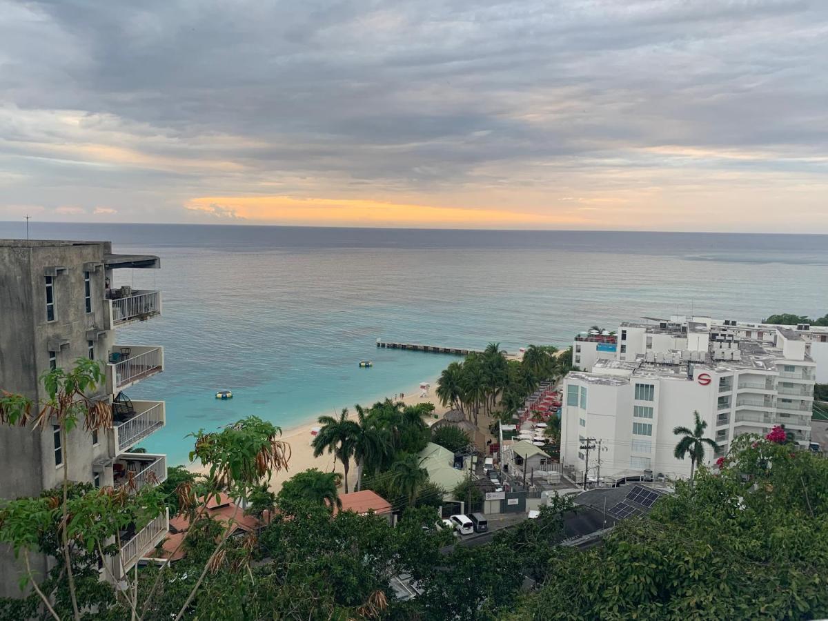 Garden Beach Resort - 5