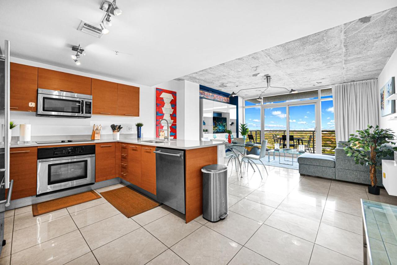 Exclusive unit in Miami Sunshine - 5