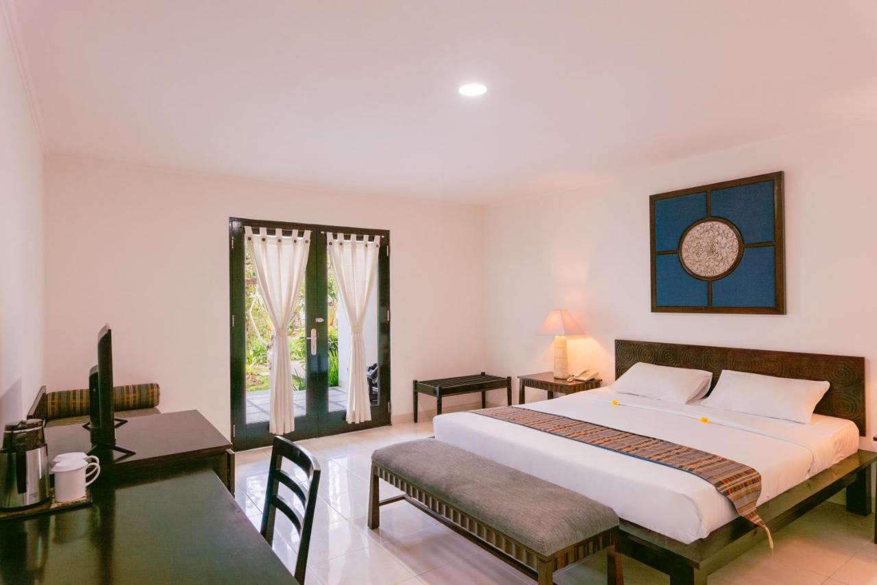 Legong Keraton Beach Hotel - 2