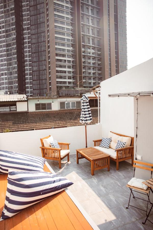 Spacious Relaxing Townhouse with Rooftop in Ekamai - 2